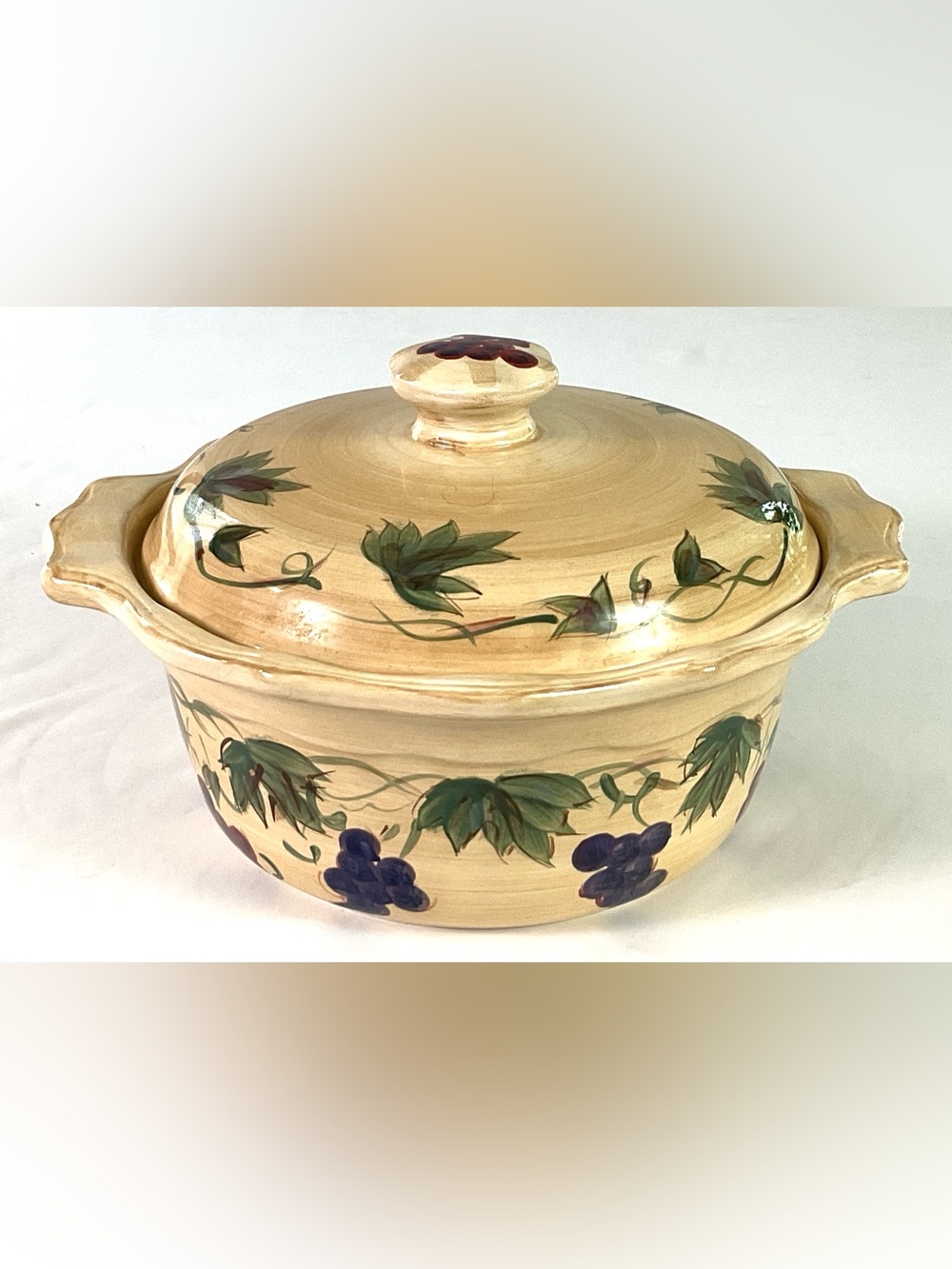 Gibson-“ELITE”-handpainted, stoneware casserole – like new